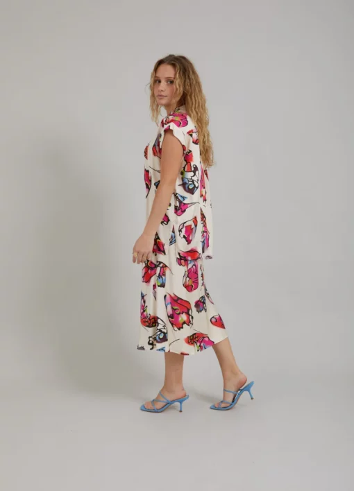 SHIRT W. BUTTERFLY PRINT Top Short sleeve 231 1137 Butterfly print 907 5 4a631c45 8392 4d99 a9cf