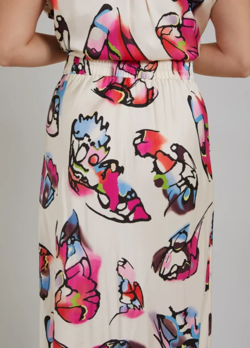 SKIRT W. BUTTERFLY PRINT Skirt 231 4112 Butterfly print 907