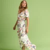 SP7261 07 POM Amsterdam DRESS Garden Bloom 675x crop center