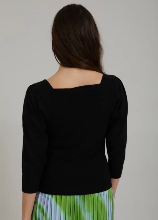 TOP W. SQUARED NECK Knitwear 231 2116 Black 100