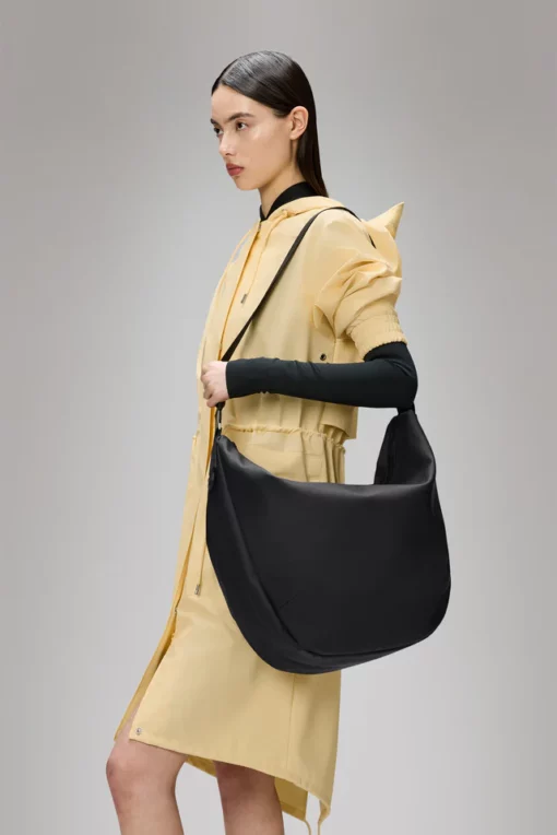 Rains Valera Shoulder bag large W3 black