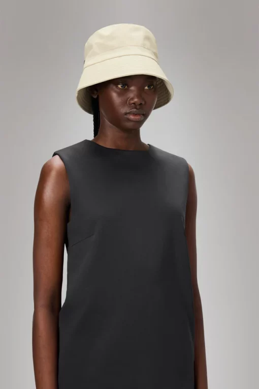 Rains Bucket hat W2 dune