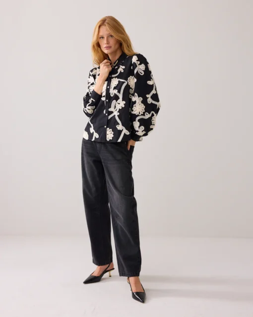 Summum 2s3327 Blouse tape pattern voile black