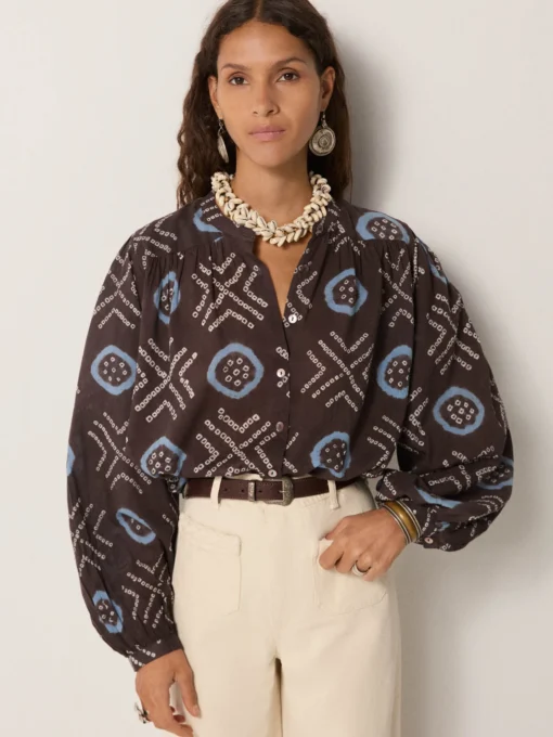 Alternative view of Maison Hotel Omara blouse popper stormy blue