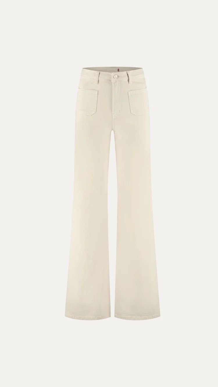 Florez Anna flared pocket CR0103 whisper white 104