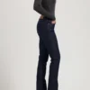 sustainable jeans women logon high slim rinse full body side