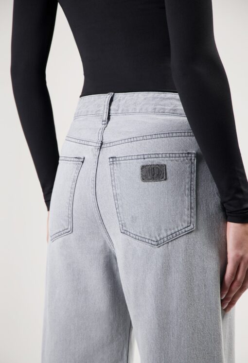 Alternative view of Mud Brooke high barrel light grey