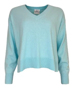 TWNS Z26 Boulder long sleeved v-neck jumper with slits aqua