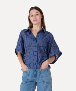 Another-Label Luca flower shirt crown blue