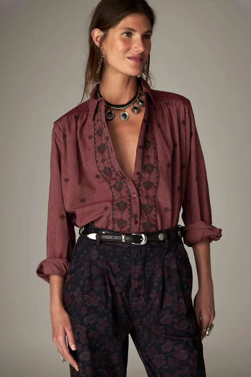 Maison Hotel W26 Amrita shirt vino nocturno