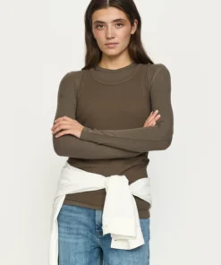 Soft Rebels W26 Fenja O-neck top AW22-300 canteen