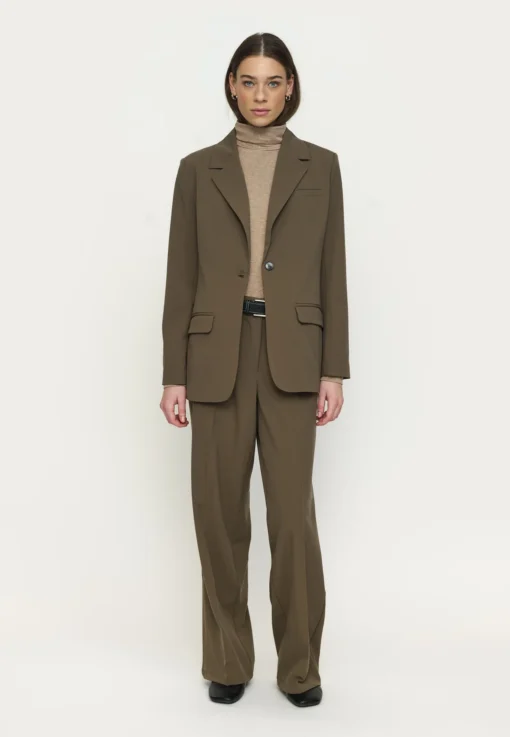 Soft Rebels W26  Vilja blazer 125-710 canteen